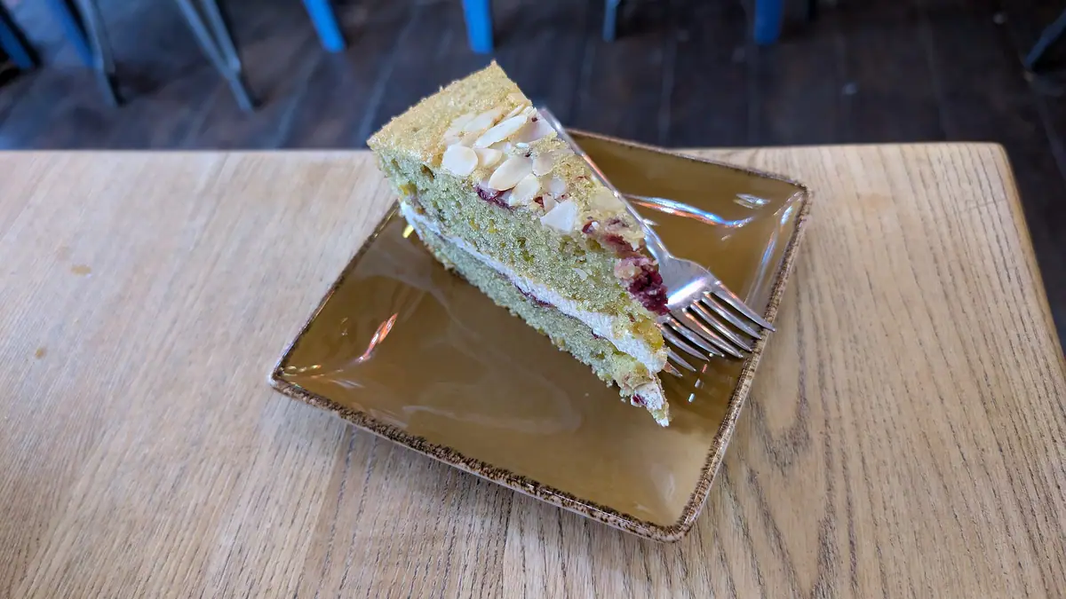The Apiary Cake & Coffee House – cake shop in Harleston town centre